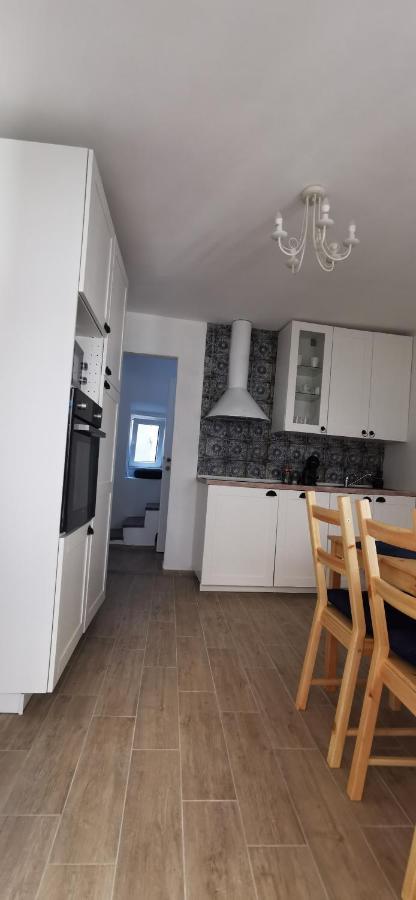 Vacation Home Kovachnica Vrbnik Eksteriør bilde