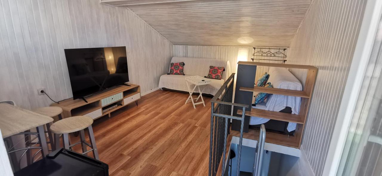 Vacation Home Kovachnica Vrbnik Eksteriør bilde